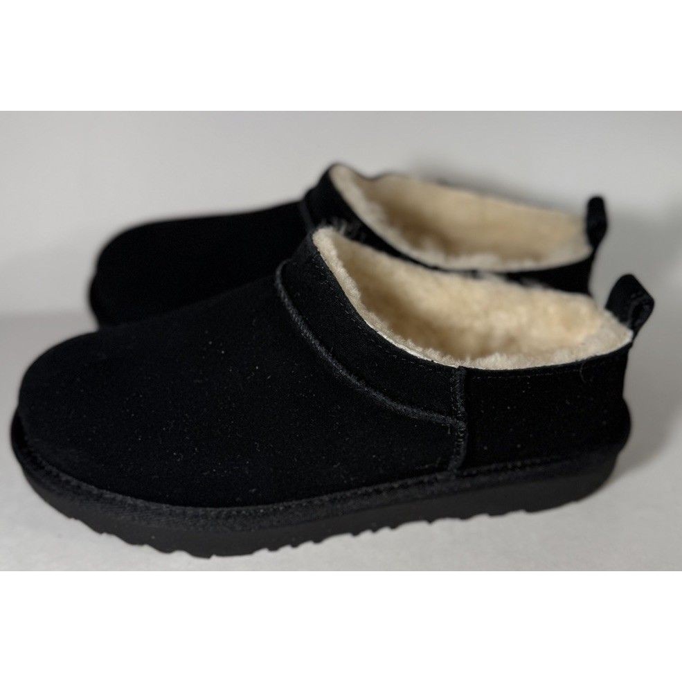 Ugg Classic Micro Boot Slip On Fur-Lined - Black - Kids Size 3 - New In Box
